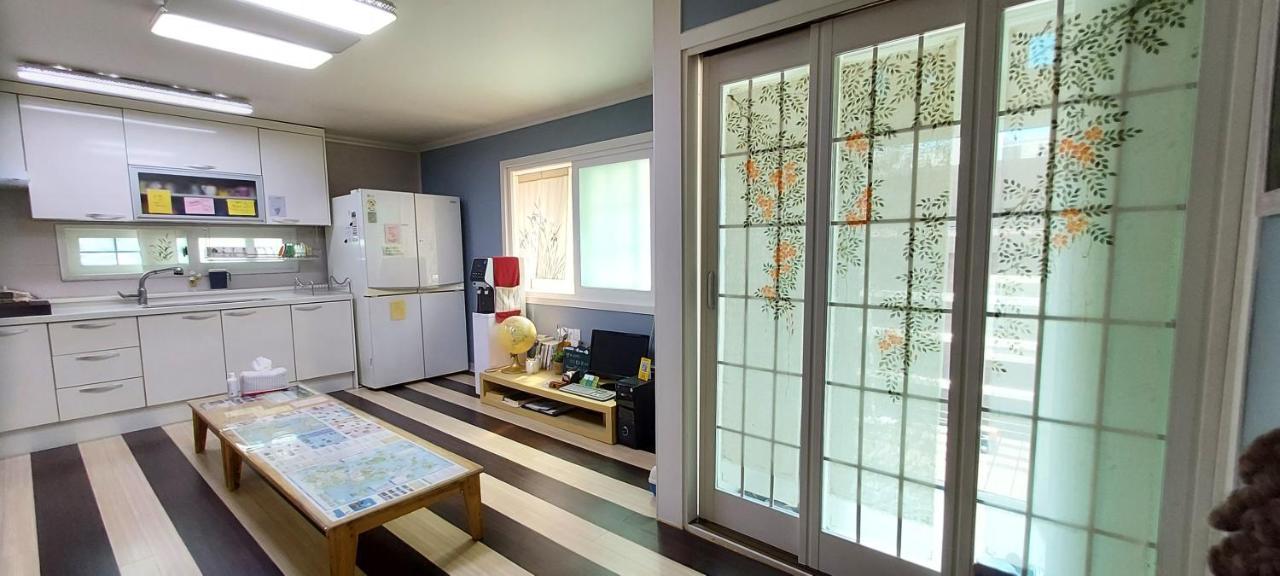 Hago Guest House Tongyeong Exterior photo